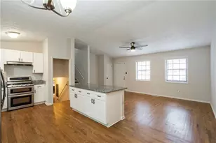 2423 Falcon Ct, Lawrenceville, GA 30043 - Photo 17