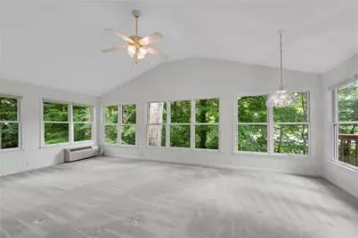 4589 Holliston Road, Dunwoody, GA 30360 - Photo 9