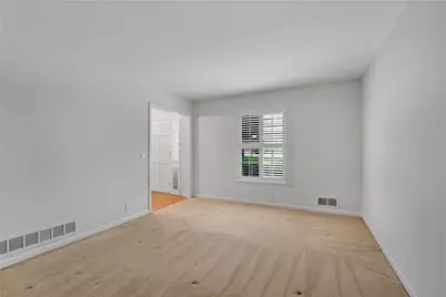 4589 Holliston Road, Dunwoody, GA 30360 - Photo 3