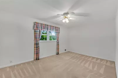 4589 Holliston Road, Dunwoody, GA 30360 - Photo 27