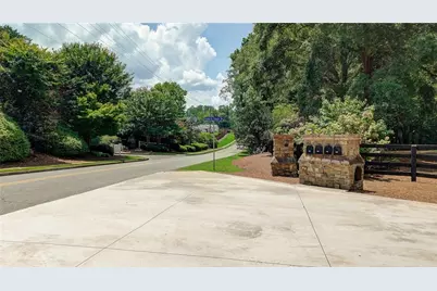 1900 Danforth Pointe Drive NE, Marietta, GA 30066 - Photo 65