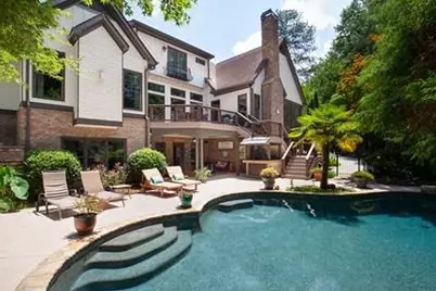 1900 Danforth Pointe Drive NE, Marietta, GA 30066 - Photo 7