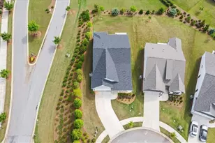 2457 Naples St, Hoschton, GA 30548 - Photo 5