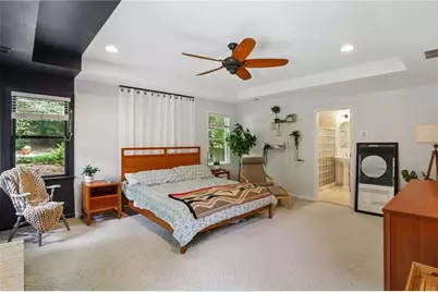 1437 N Amanda Circle NE, Atlanta, GA 30329 - Photo 17