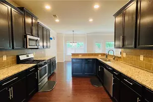 1673 Wilson Manor Circle, Lawrenceville, GA 30045 - Photo 5