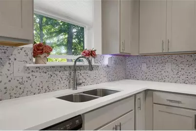 859 SW Society Circle SW, Atlanta, GA 30331 - Photo 11