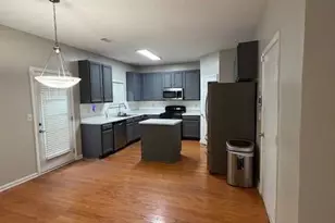 7098 Cavender Dr SW, Atlanta, GA 30331 - Photo 9