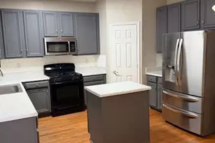 7098 Cavender Dr SW, Atlanta, GA 30331 - Photo 11
