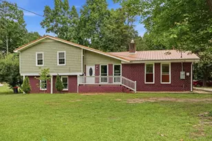 295 Henson Cir, Carrollton, GA 30117 - Photo 1