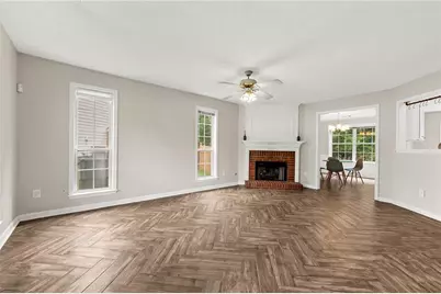 370 Manor Glen Drive, Suwanee, GA 30024 - Photo 7