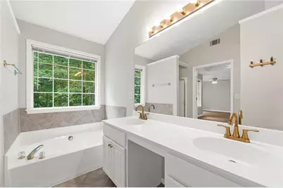 370 Manor Glen Drive, Suwanee, GA 30024 - Photo 31