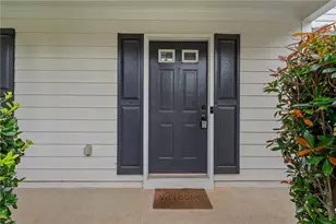 370 Manor Glen Dr, Suwanee, GA 30024 - Photo 5