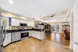 997 Rue Fleur De Lis, Lavonia, GA 30553 - Photo 9