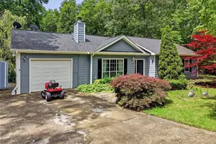 75 Spring Ridge Dr, Dawsonville, GA 30534 - Photo 1