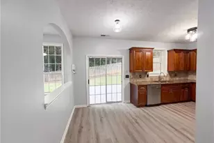 371 Ethridge Dr NW, Kennesaw, GA 30144 - Photo 7