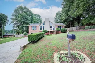 45 Skyview Cir, Cartersville, GA 30120 - Photo 3