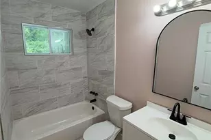 285 Queen Helen Ln, Jonesboro, GA 30236 - Photo 11