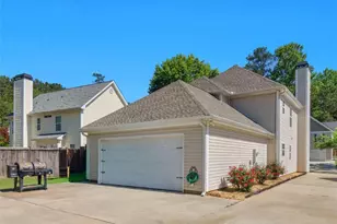 165 Brasch Park Dr, Grantville, GA 30220 - Photo 3