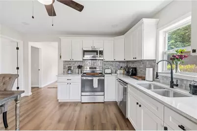 156 Pine Avenue, Commerce, GA 30529 - Photo 17