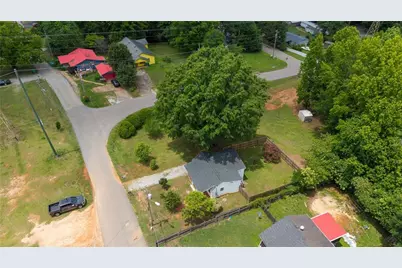 156 Pine Avenue, Commerce, GA 30529 - Photo 29