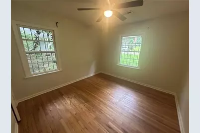 349 Laquita Drive SE, Atlanta, GA 30315 - Photo 17