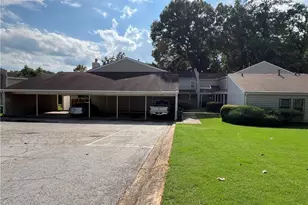 2009 Oak Park Ln, Decatur, GA 30032 - Photo 3