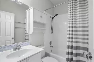 3675 Peachtree Rd NE, Atlanta, GA 30319 - Photo 23