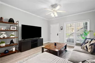 3675 Peachtree Rd NE, Atlanta, GA 30319 - Photo 29