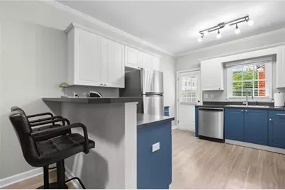 3675 Peachtree Road NE #45, Atlanta, GA 30319 - Photo 13