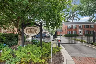 3675 Peachtree Rd NE, Atlanta, GA 30319 - Photo 33
