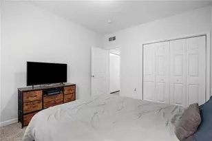 3675 Peachtree Rd NE, Atlanta, GA 30319 - Photo 27