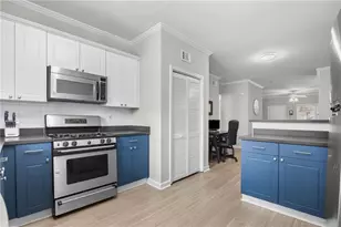 3675 Peachtree Rd NE, Atlanta, GA 30319 - Photo 15