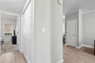 3675 Peachtree Rd NE, Atlanta, GA 30319 - Photo 25
