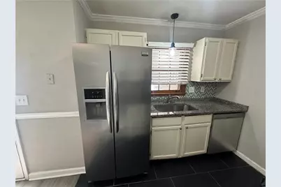 220 Chads Ford Way, Roswell, GA 30076 - Photo 3