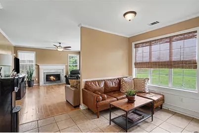 10043 Clearwater Trail, Jonesboro, GA 30238 - Photo 9