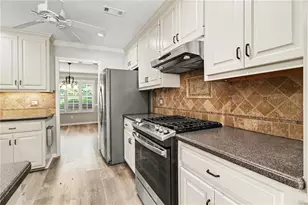 205 Westminister Village Blvd, Sharpsburg, GA 30277 - Photo 11