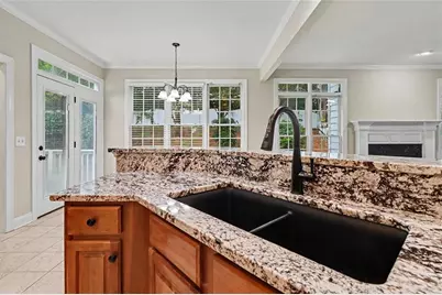 130 Oakhurst Terrace NE, Calhoun, GA 30701 - Photo 11
