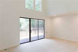 125 Saddle Creek Ct, Roswell, GA 30076 - Photo 13