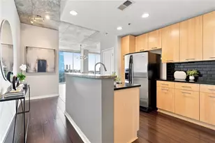 3324 Peachtree Rd NE, Atlanta, GA 30326 - Photo 11