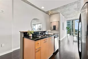 3324 Peachtree Rd NE, Atlanta, GA 30326 - Photo 13