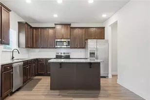 61 N Village Cir, Rydal, GA 30171 - Photo 13