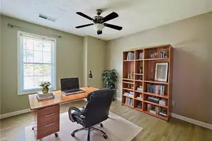 156 Weatherstone Dr, Woodstock, GA 30188 - Photo 17