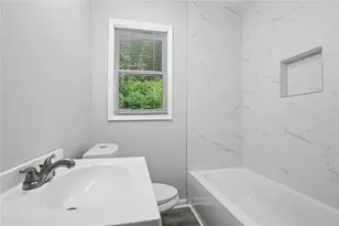 467 Park Valley Dr NW, Atlanta, GA 30318 - Photo 11