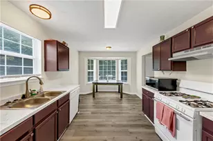 2880 Field Spring Dr, Lithonia, GA 30058 - Photo 15
