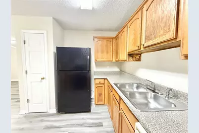 1425 Maple Valley Court, Union City, GA 30291 - Photo 11
