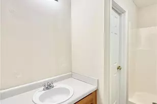 1425 Maple Valley Ct, Union City, GA 30291 - Photo 9