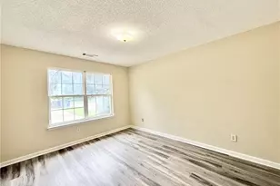 1425 Maple Valley Ct, Union City, GA 30291 - Photo 7