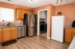 2523 Haynes Meadow Ct, Grayson, GA 30017 - Photo 9