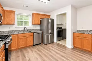 2523 Haynes Meadow Ct, Grayson, GA 30017 - Photo 9