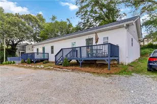 91 N Williamson St, Winder, GA 30680 - Photo 3